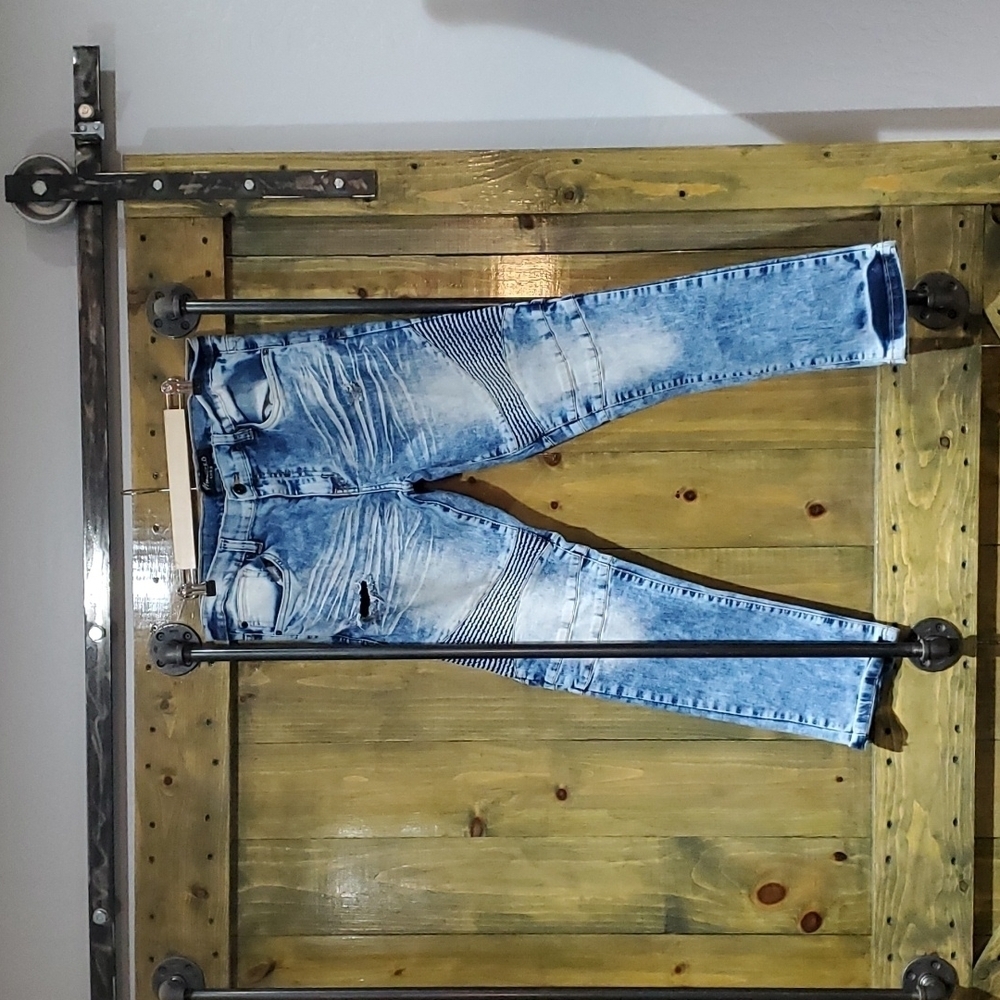 MENS MARC ECKO RUGGED DISTRESSED BLUE DENIM JEANS SIZE 34X30 RIPPED